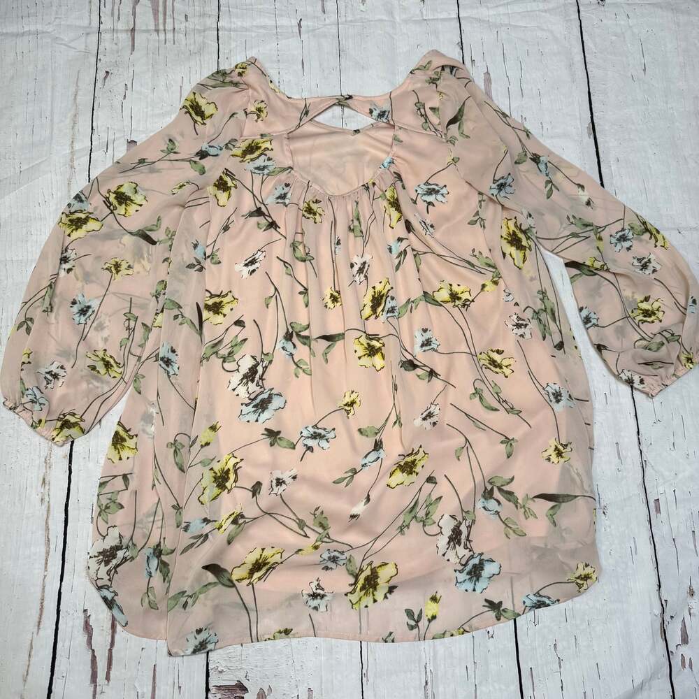 Entro Peach Pink Floral Long Sleeve V-Neck Keyhole Back Blouse - Picture 3 of 7
